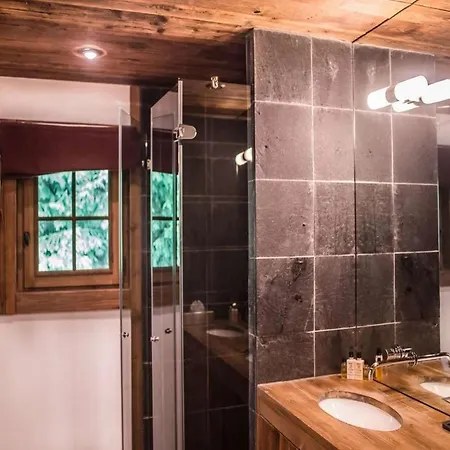 Lejlighed St. Anton Peak Luxe Hidden Gem Jacuzzi St Anton am Arlberg
